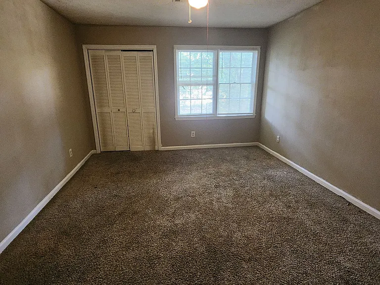 2604 Kennon Ct — Photo 9