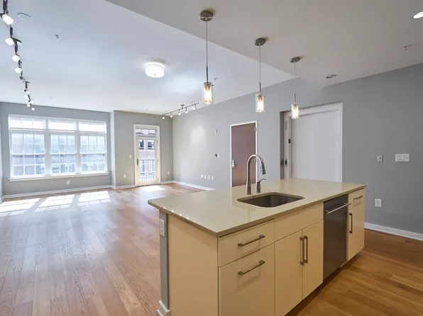 1610 N Queen St #243, Arlington, VA 22209