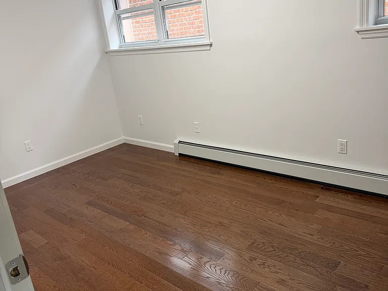 1418 Bath Ave #2 — Photo 5