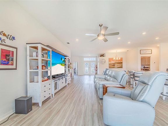5th image of 1096 Sandpiper Loop