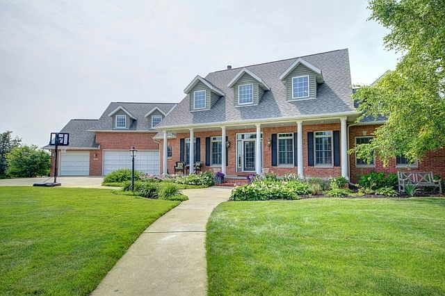1st image of 3302 Springview Ln