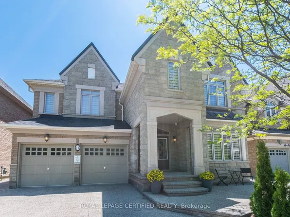 14 Solstice St, Brampton, ON L6P 3T5