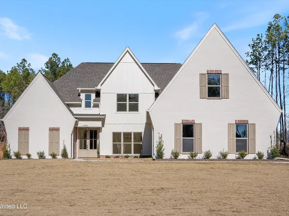 13400 Ella Ln, Byhalia, MS 38611
