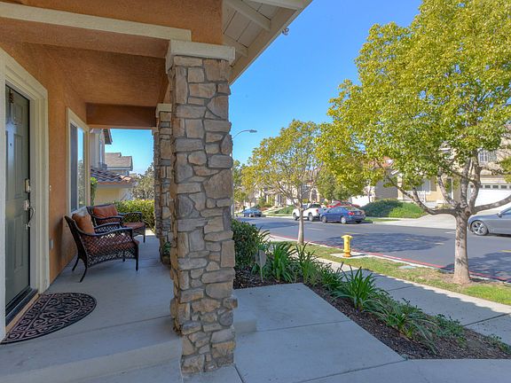 5th image of 1614 Carriage Cir