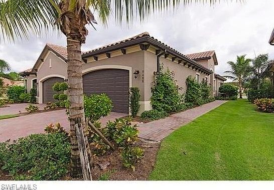1st image of 9488 Isla Bella Cir