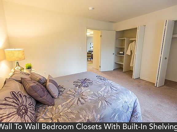 4th image of 2922 Birch Hollow Dr APT 1B