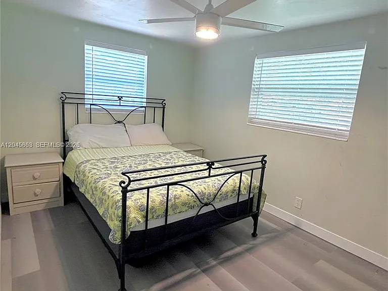 5809 Sullivan Rd — Photo 13