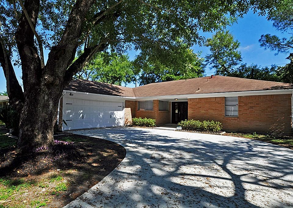 1st image of 11911 Atwell Dr