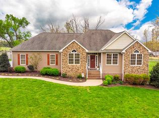 283 Round Hill School Rd, Fort Defiance, VA 24437