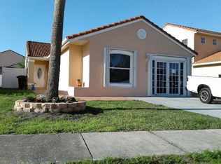 2416 Placetas Ct, Kissimmee, FL 34743