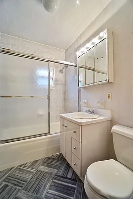 Sold by Neuhaus Realty, Inc. | media 18