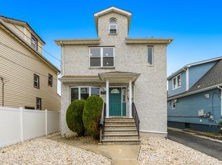 216 Lafayette Ave, Lyndhurst, NJ 07071
