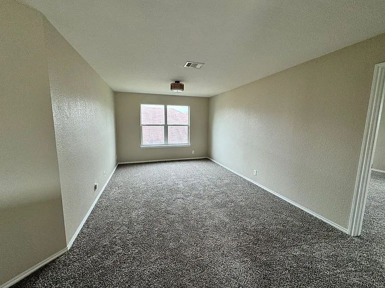 349 Tower Dr — Photo 14