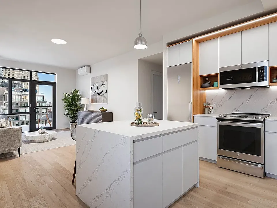 52 4th Ave #501