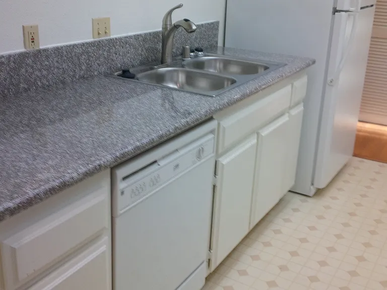 731 S Detroit St #304 — Photo 3