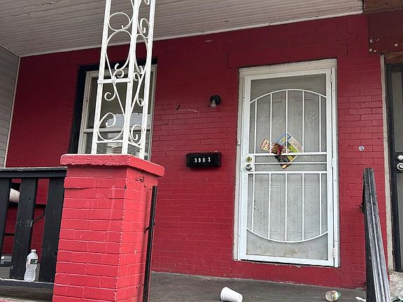 3rd image of 3903 N Franklin St