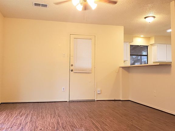 2nd image of 2606 San Sabastian Cir