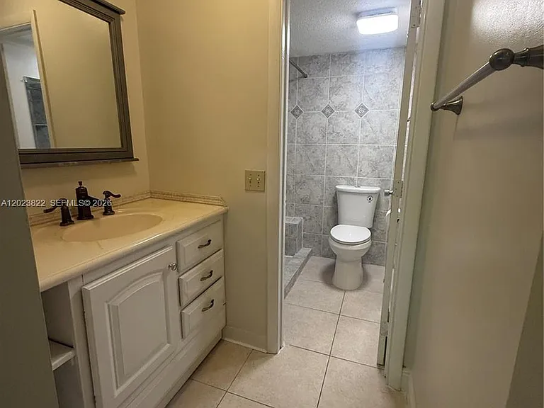 5080 SW 64th Ave #104 — Photo 13