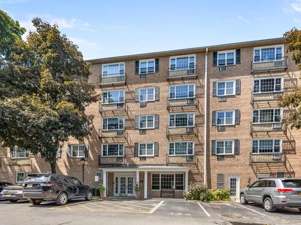 2 Consulate Drive #3G, Tuckahoe, NY 10707