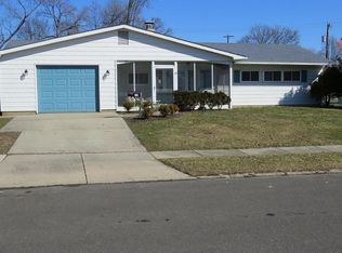 72 Bittersweet Rd, Levittown, PA 19057