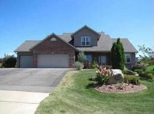1101 Pleasant View Dr, Wausau, WI 54403