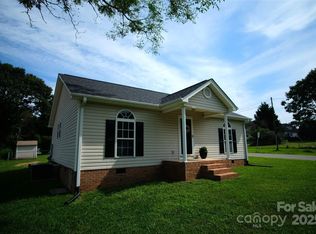 318 Huffman Rd, Gastonia, NC 28056