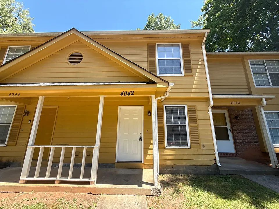4042 Briarhill Dr