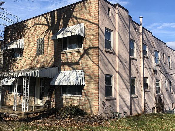 2nd image of 804 Kanawha Blvd W #A