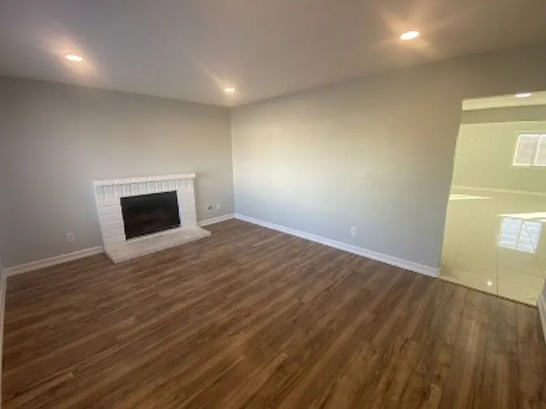 7847 Bacadi Dr — Photo 8