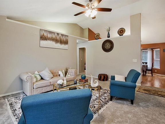 2nd image of 10511 E Ayesbury Ct