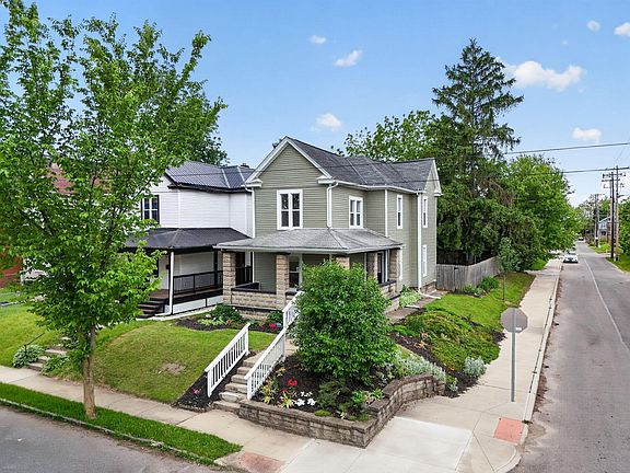 3rd image of 993 Oakwood Ave