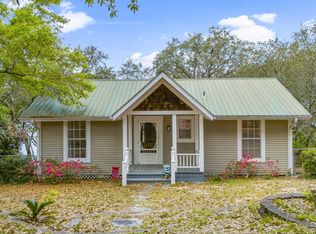 4537 Leisure Lakes Dr, Chipley, FL 32428