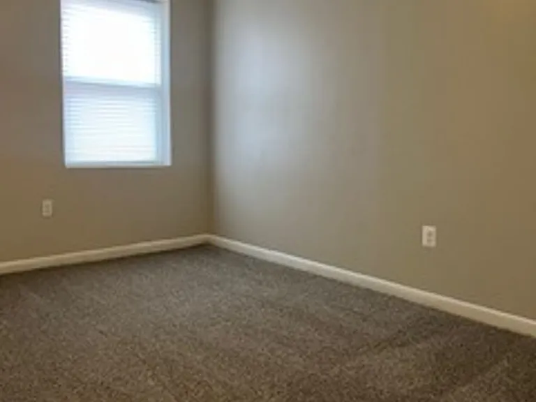 1328 McCulloh St — Photo 6
