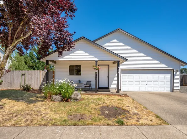 420 E Washington St, Carlton, OR 97111