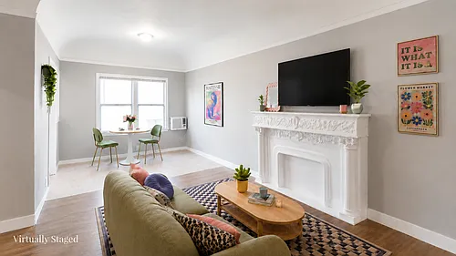 209 N Berendo St #3/4 Photo 1