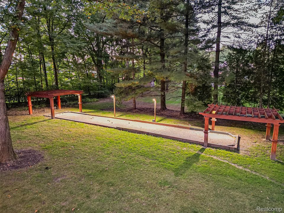 17477 Iris Cir, photo 8