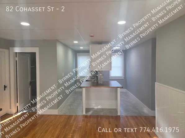82 Cohasset St #2, Worcester, MA 01604