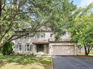 740 Cooper Ct E, Aurora, IL 60504