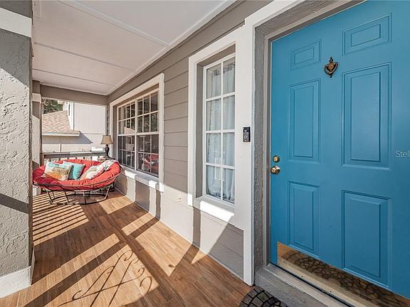 5th image of 3213 Montrose Cir