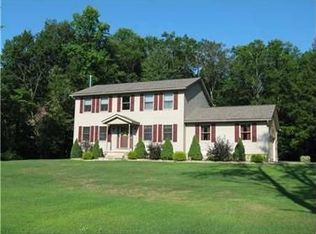 524 Diamond Rd, Grove City, PA 16127