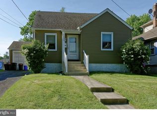 122 6th Ave, Mount Ephraim, NJ 08059