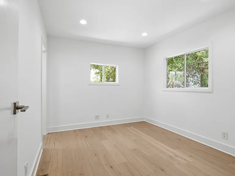 1148 Rockdale Ave #1148 — Photo 39