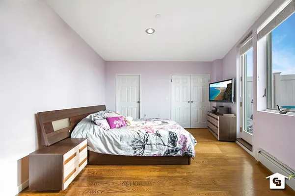 Sold by Coldwell Banker Reliable Real Estate | media 8