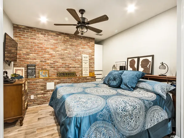 529 West 42nd Street image 5 of 6