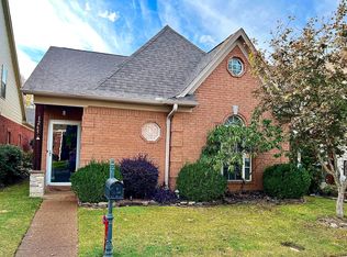1265 Oak Creek Dr, Collierville, TN 38017