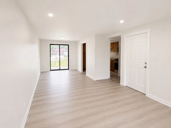 153 Argus Dr, Depew, NY
