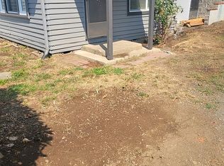 1333 NE 9th St, Grants Pass, OR 97526