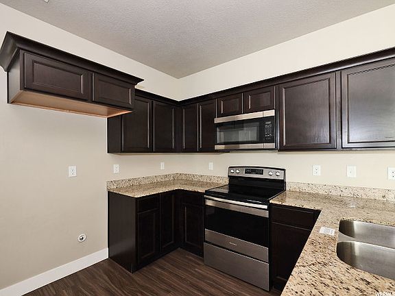 2nd image of 14503 S Ronan Ln #10