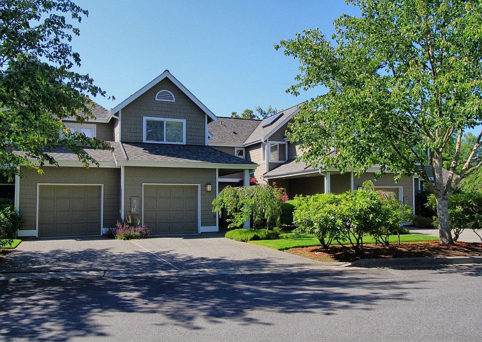 1st image of 10008 NE 37th Ct #202