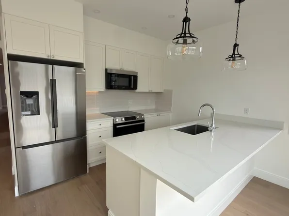 32 Orkney Rd, Brighton, MA